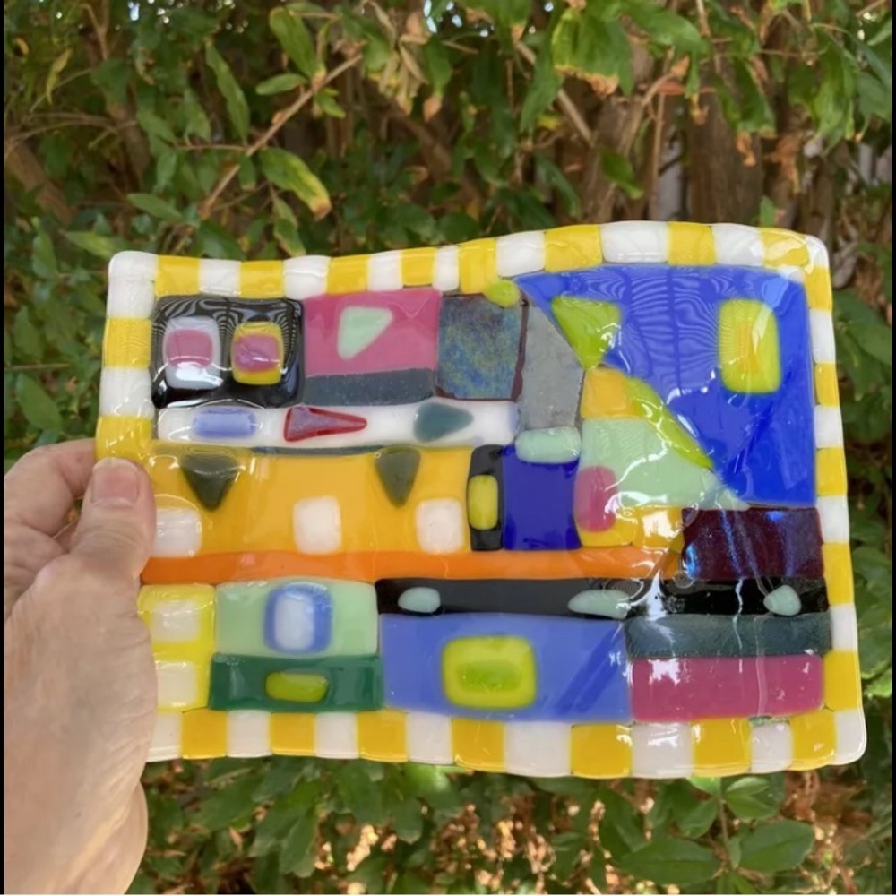 “Music “"Handmade FusedGlass Wave Freestanding 9” X 5.5 “Checked Edge Original